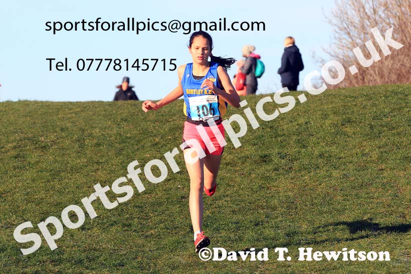 Girls under-13s, 2022 North Eastern Cross Country Champs., Temple Park, South Shields.  Photo: David T. Hewitson/Sports for All Pics